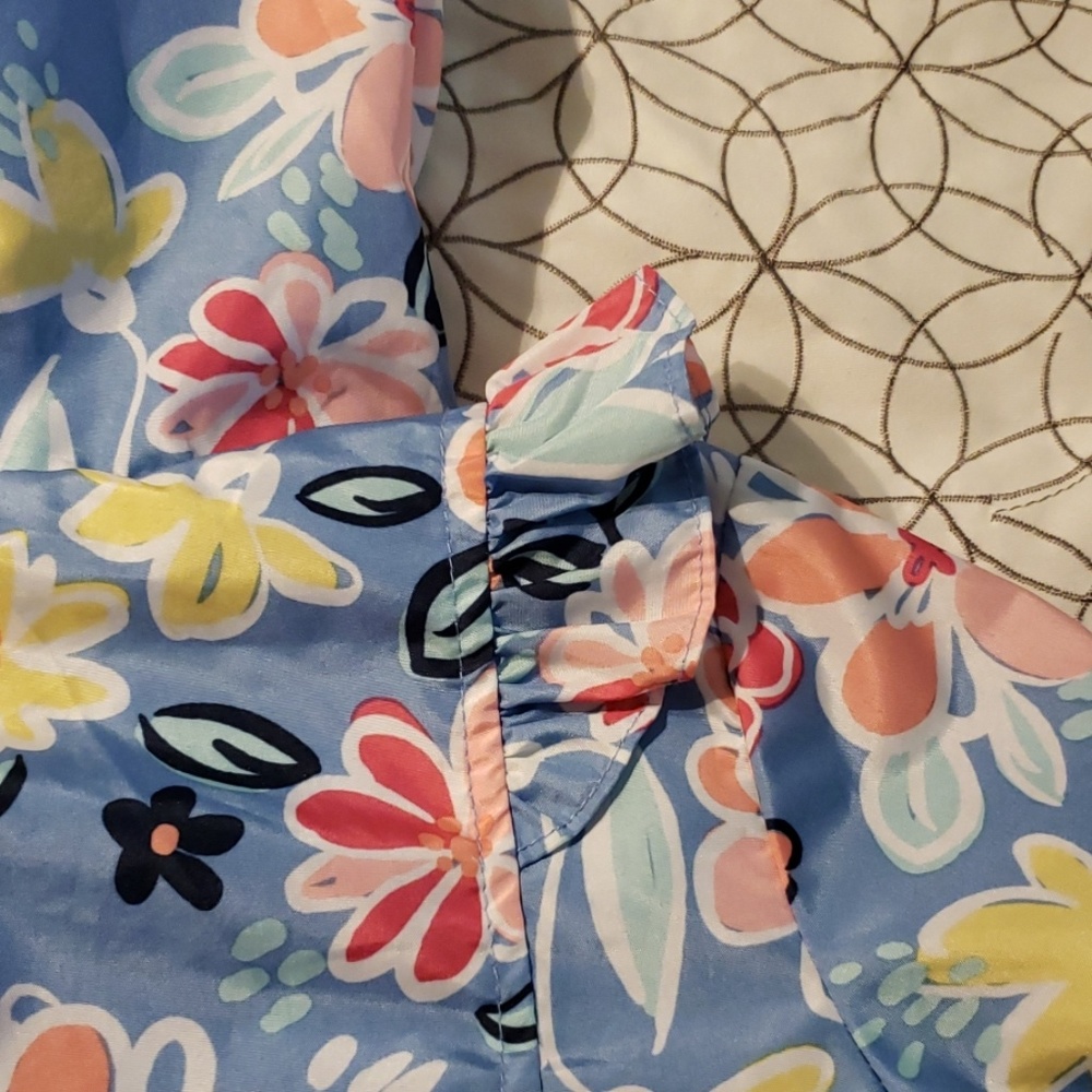 Lightweight jacket - Picture 3 of 3